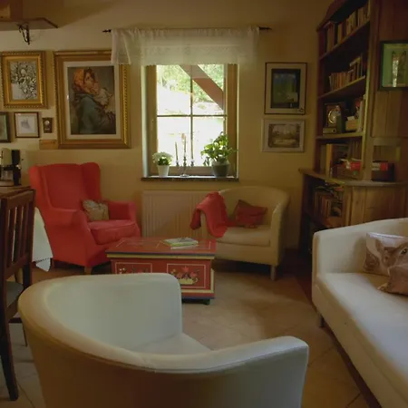 Dom Na Koncu Swiata 팜스테이 폴라니카-즈루이